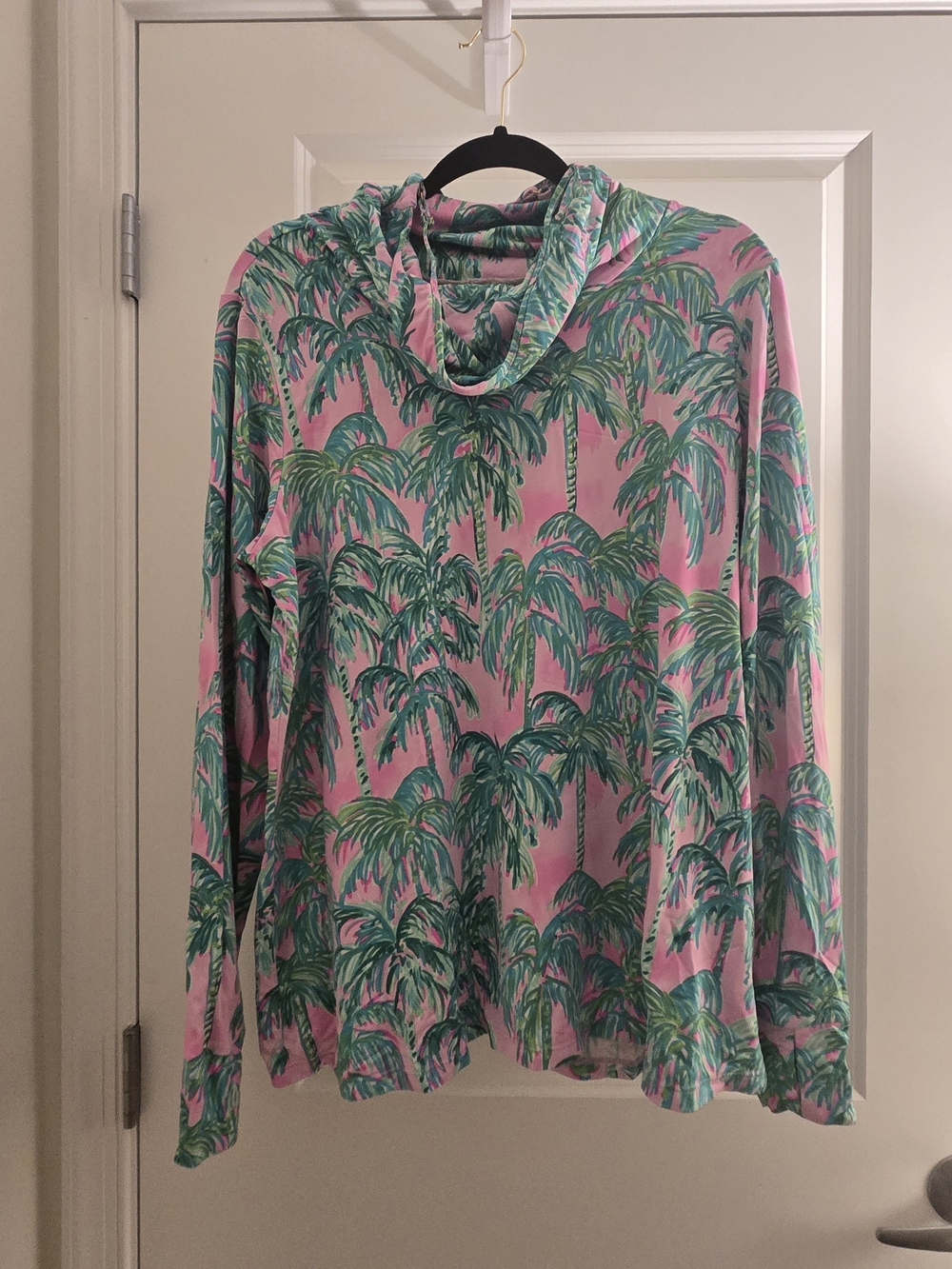 Lilly Pulitzer Lilshield Palm Tree UPF 50+ Cowlneck Top in Pink Blossom XXL
